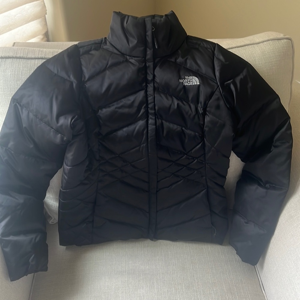 Women’s black north face jackets. Size small